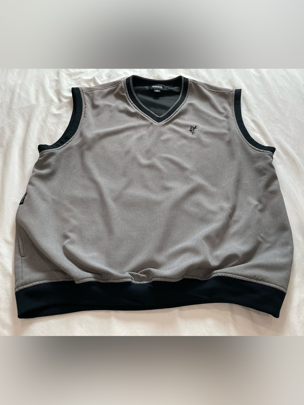 Ashworth Men's Gray V-Neck Golf Sweater Vest with Black Trim